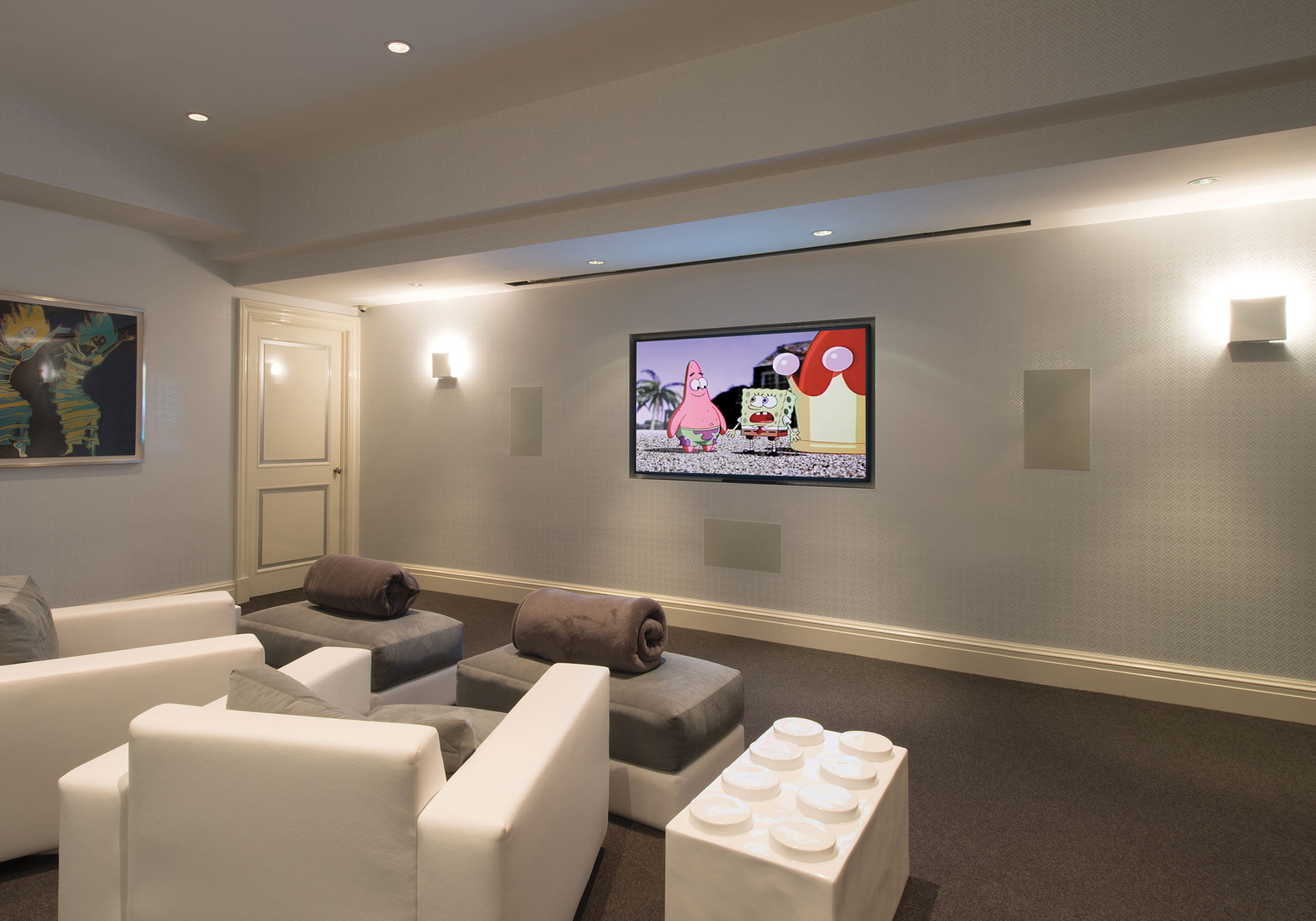 theater, tv, surround sound, speakers, in-wall speakers, projection screen, motorized